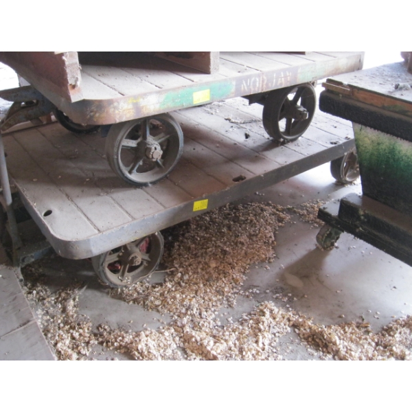 UNIQUE ANTIQUE 4 WHEEL CART