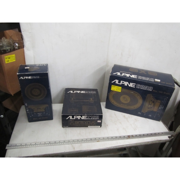 ALPINE CAR STEREO W/2 ALPINE SPEAKERS & BOX OF USED SPEAKERS