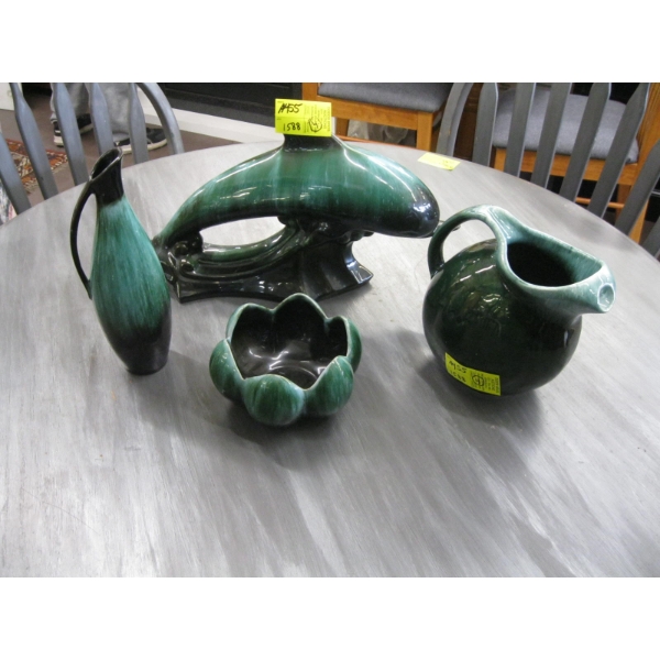 3 PIECES OF BLUE MOUNTAIN POTTERY & A DECORATIVE POTTERY PITCHER