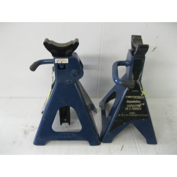 PAIR OF 2 TON AXLE STANDS