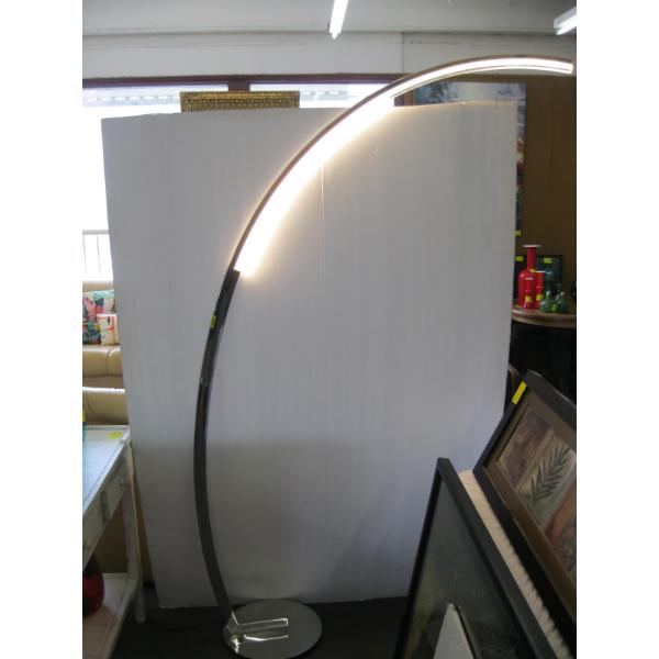 LED CHROME SINGLE BEND LIGHT FIXTURE