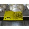 Image 3 : 4 MUFFIN TINS & A COOLING RACK