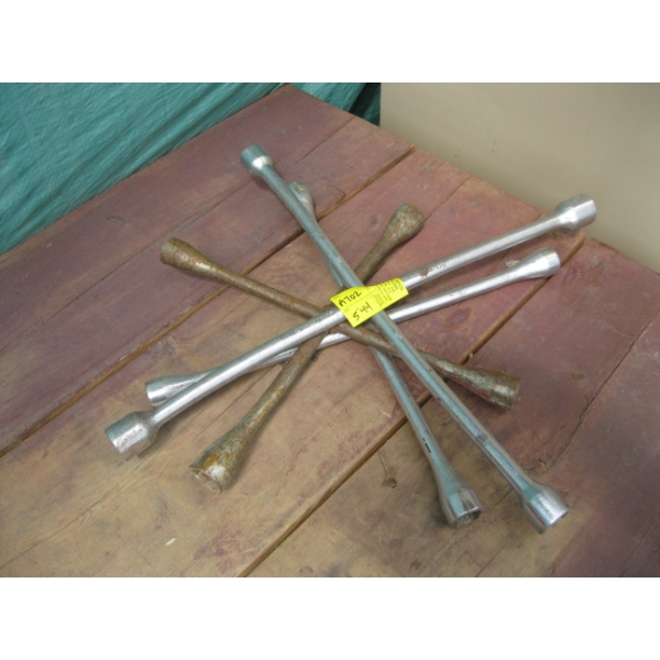 3 TIRE IRONS