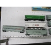 Image 3 : 10 LARGER TRAIN CARS