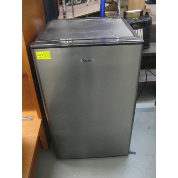 DANBY BAR FRIDGE