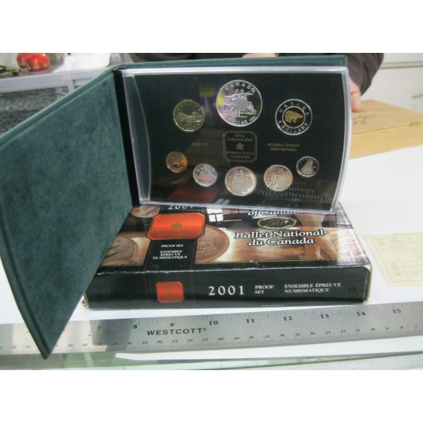 2001 ROYAL CANADIAN MINT PROOF SET