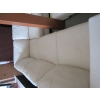 Image 5 : WHITE LEATHER SECTIONAL SOFA & LG. CENTER OTTOMAN/COFFEE TABLE