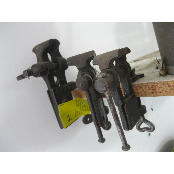 3 SM. CLAMP ON VISES