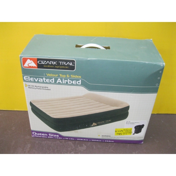 AIR BED - QUEEN SIZE - W/PUMP
