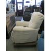 Image 3 : BEST ELECTRIC LIFT CHAIR - WORKS BUT MISSING CORD