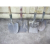 Image 2 : 4 SHOVELS