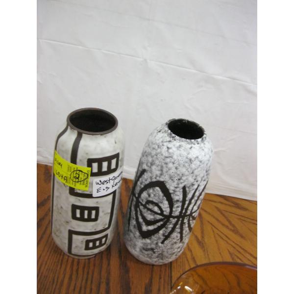 2 WEST GERMAN E&S KERMIK VASES
