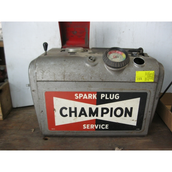 VINTAGE CHAMPION SPARK PLUG SERVISE CENTRE