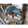 Image 2 : MAKITA COMPOUND MITER SAW