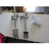 Image 1 : MOUNTING BRACKETS FOR DESK TO MONITOR