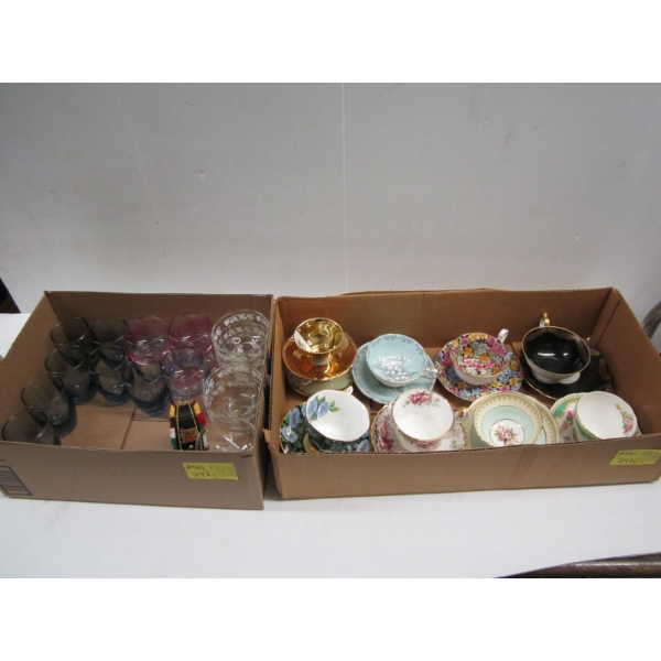 2 FLATS OF TEACUPS & GLASSES, ETC.