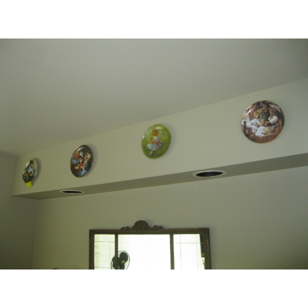 4 COLLECTOR PLATES