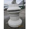 Image 5 : CEMENT FOUNTAIN W/BASE