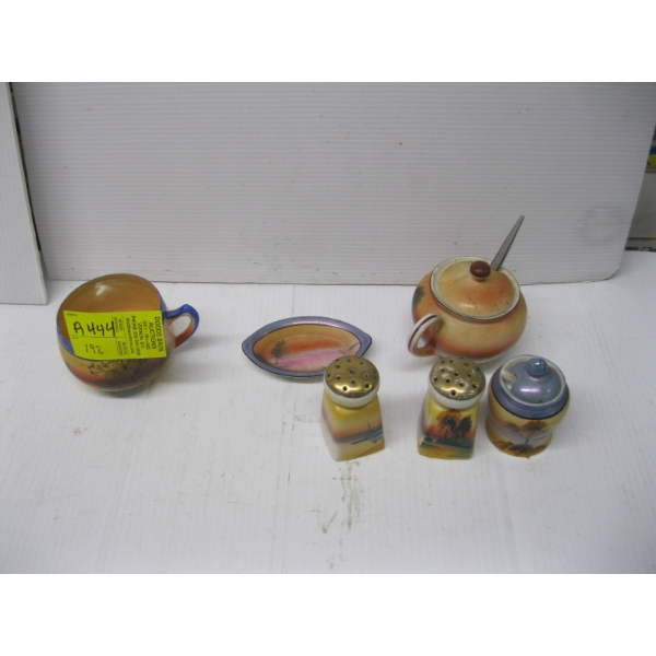 5 PIECES OF DECORATIVE, PAINTED CHINA