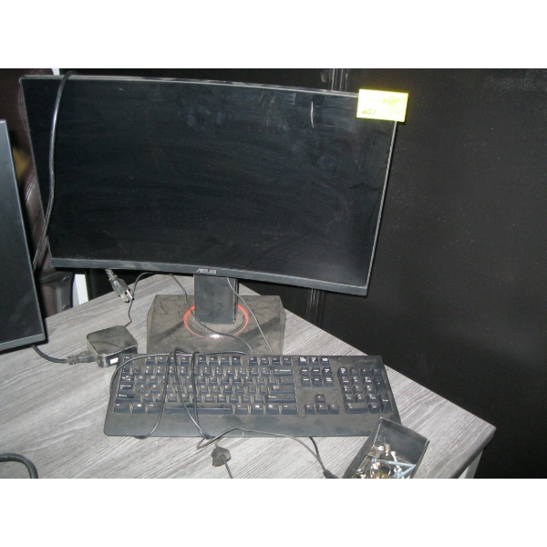 SINGLE ASUS MONITOR & KEYBOARD