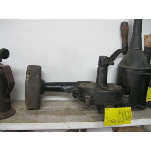 HAND GRINDER