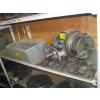 Image 1 : DIVIDING HEAD W/BOX OF ASST. GEARS, PLATES, ETC.
