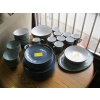 Image 1 : GREEN DENBY DISHWARE & BLUE DISTINCTIVELY HOME PLATES