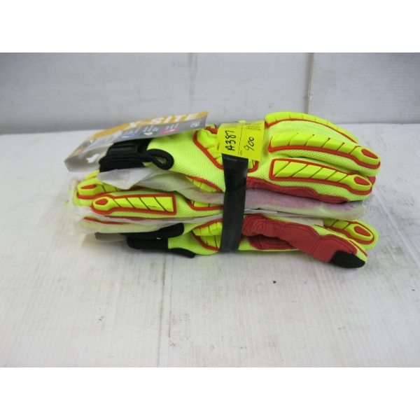 3 PAIR OF SZ M NEW GLOVES