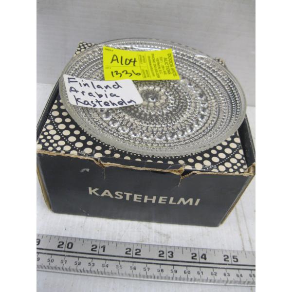 FINLAND ARABIA KASTEHELMI GLASS PLATES