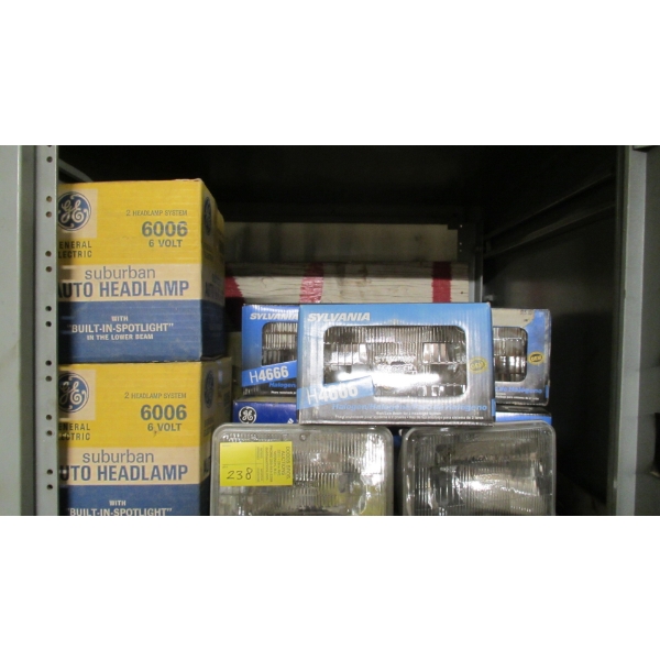 LOT OF AUTOMOTIVE LIGHTS