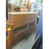 Image 3 : 2 - 4 DRAWER LOW CABINET UNITS