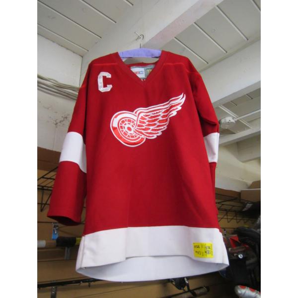 GORDIE HOWE JERSEY, SZ 48