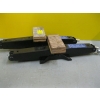 Image 1 : 2 LEVELING JACKS