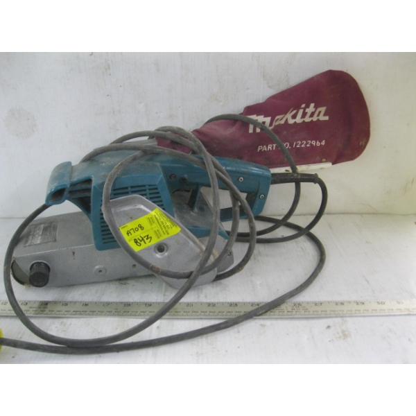 MAKITA BELT SANDER