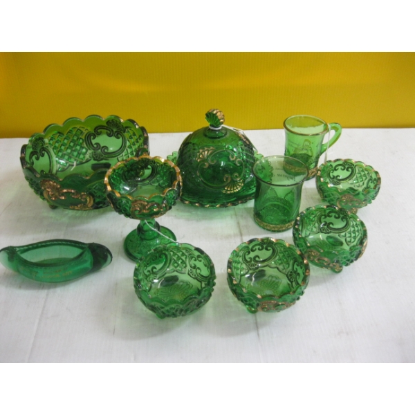 EMERALD GREEN GOLD TRIMMED VINTAGE GLASSWARE