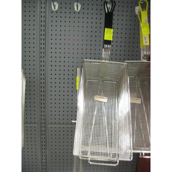2 FRYER BASKETS