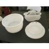 Image 2 : 5 LG. CHEESE MOULDS