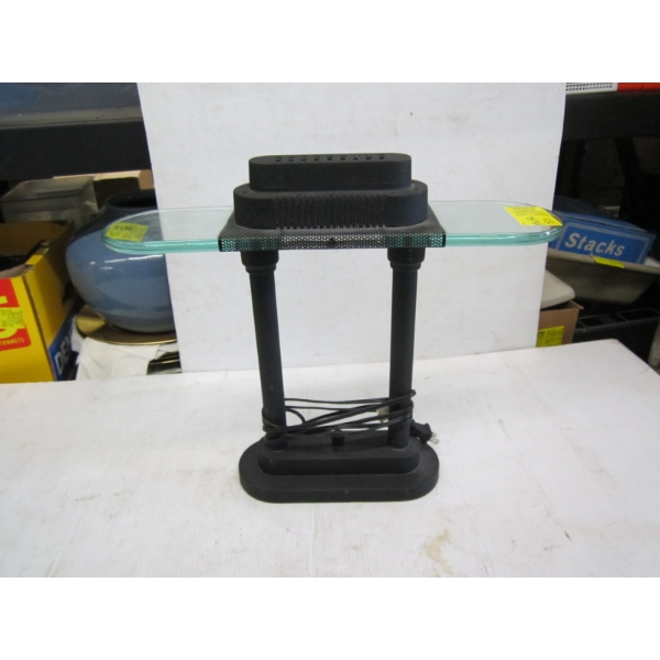 DESK LAMP