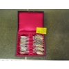 Image 1 : CASED 12 PIECE SET OF SPOONS