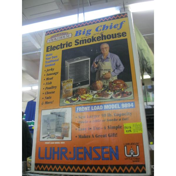 BIG CHIEF ELECTRIC SMOKER