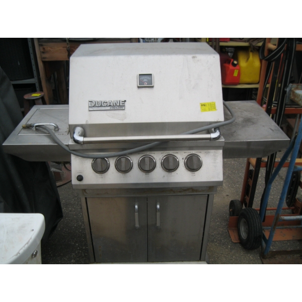 DUCANE STAINLESS NATURAL GAS BBQ