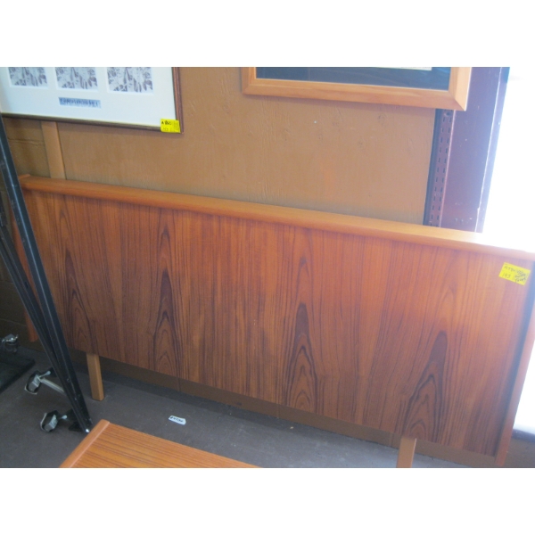 TEAK HEADBOARD W/ROLLER FRAME