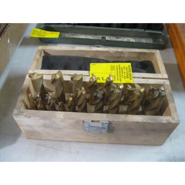 SET OF END MILL BIT SET