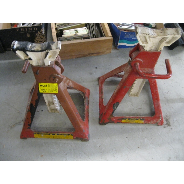 PAIR OF HEAVY DUTY AXLE STANDS