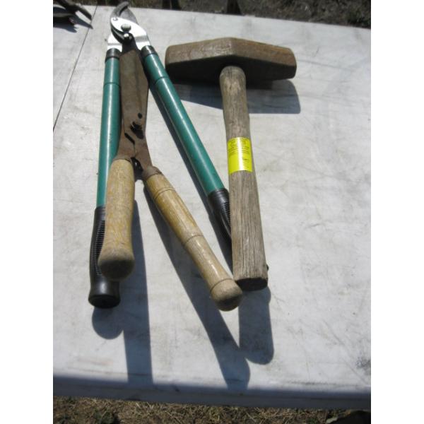 SLEDGEHAMMER, GRASS CUTTER & PRUNER