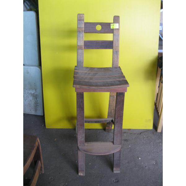 WINE BARRELL WOOD STOOL