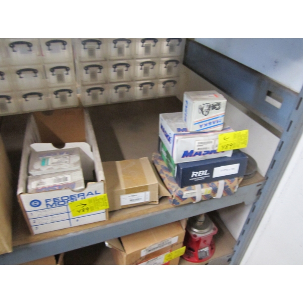 SM. LOT OF MISC. PARTS - GEAR WHEELS, ETC.