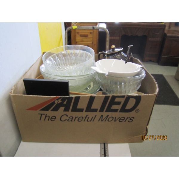 MISC. GLASS BOWLS, CANDLEHOLDERS, TEAPOT, ETC.