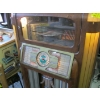 Image 2 : WURLITZER WOOD CASE VINTAGE JUKEBOX FROM 1937/1938
