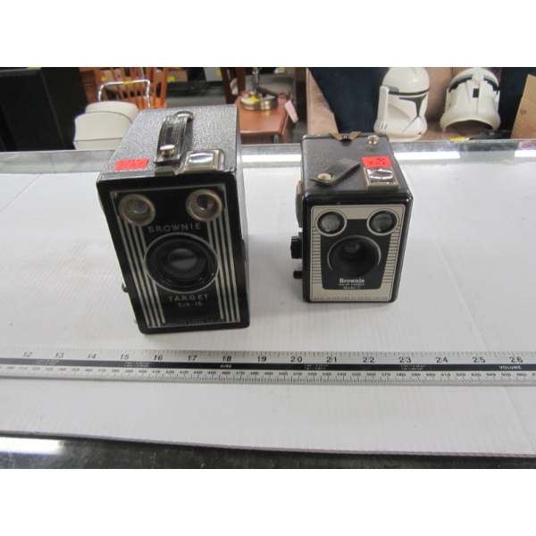 2 BROWNIE CAMERAS